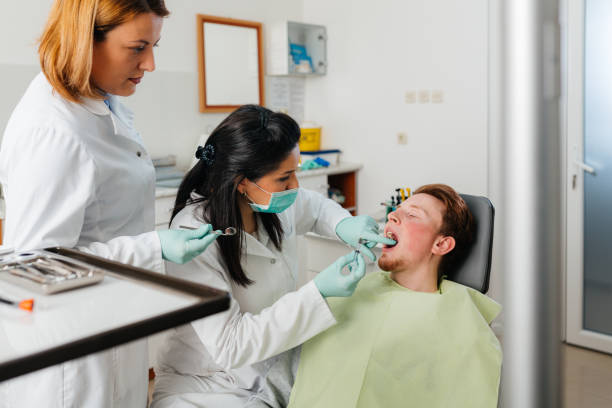 Best Emergency Dentist for Knocked-Out Tooth in Huntington, VA